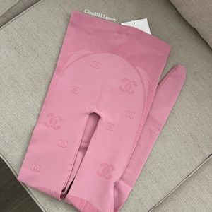 ❌❌Chanel Pink CC logo Leggings / Tights -Sz. M